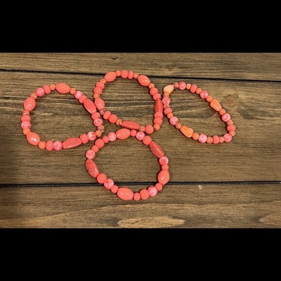 Coral beaded stretchy bracelets - Picture 3 of 3
